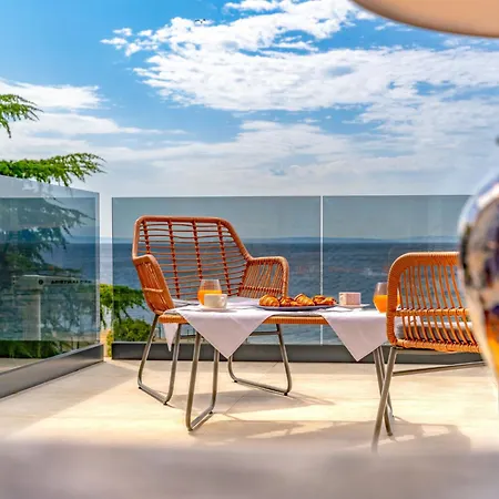 Elisabeth Seaview By Interhome