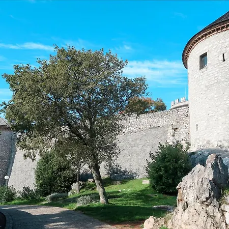 Elisabeth Seaview By Interhome